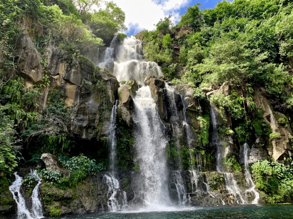 Foto de cataratas en las islas Reunión